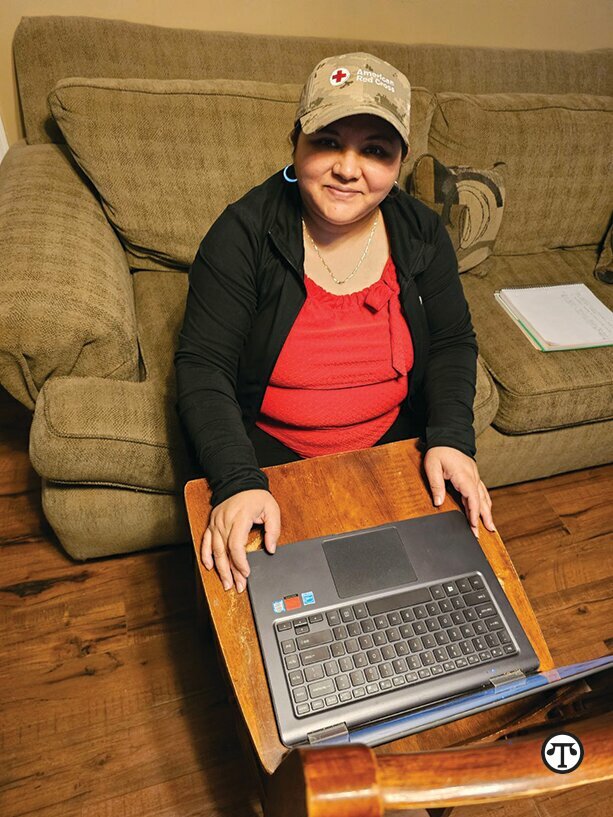 Betty Towler es voluntaria de la Red de Cuidadores Militares y Veteranos, un grupo de apoyo virtual y un directorio de recursos con más de 12 000 cuidadores afiliados a las fuerzas armadas.